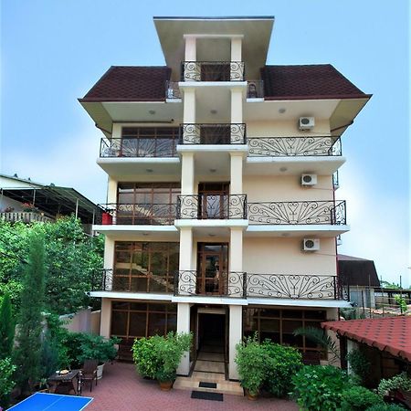 Arda Hotel Gagra Bagian luar foto