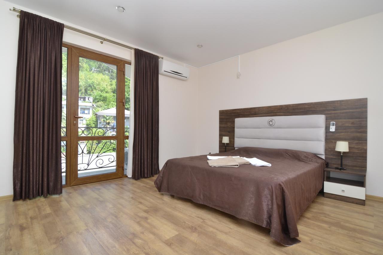 Arda Hotel Gagra Bagian luar foto