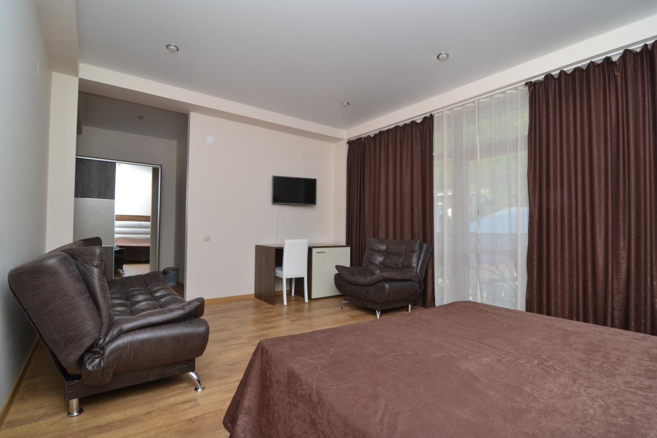 Arda Hotel Gagra Bagian luar foto