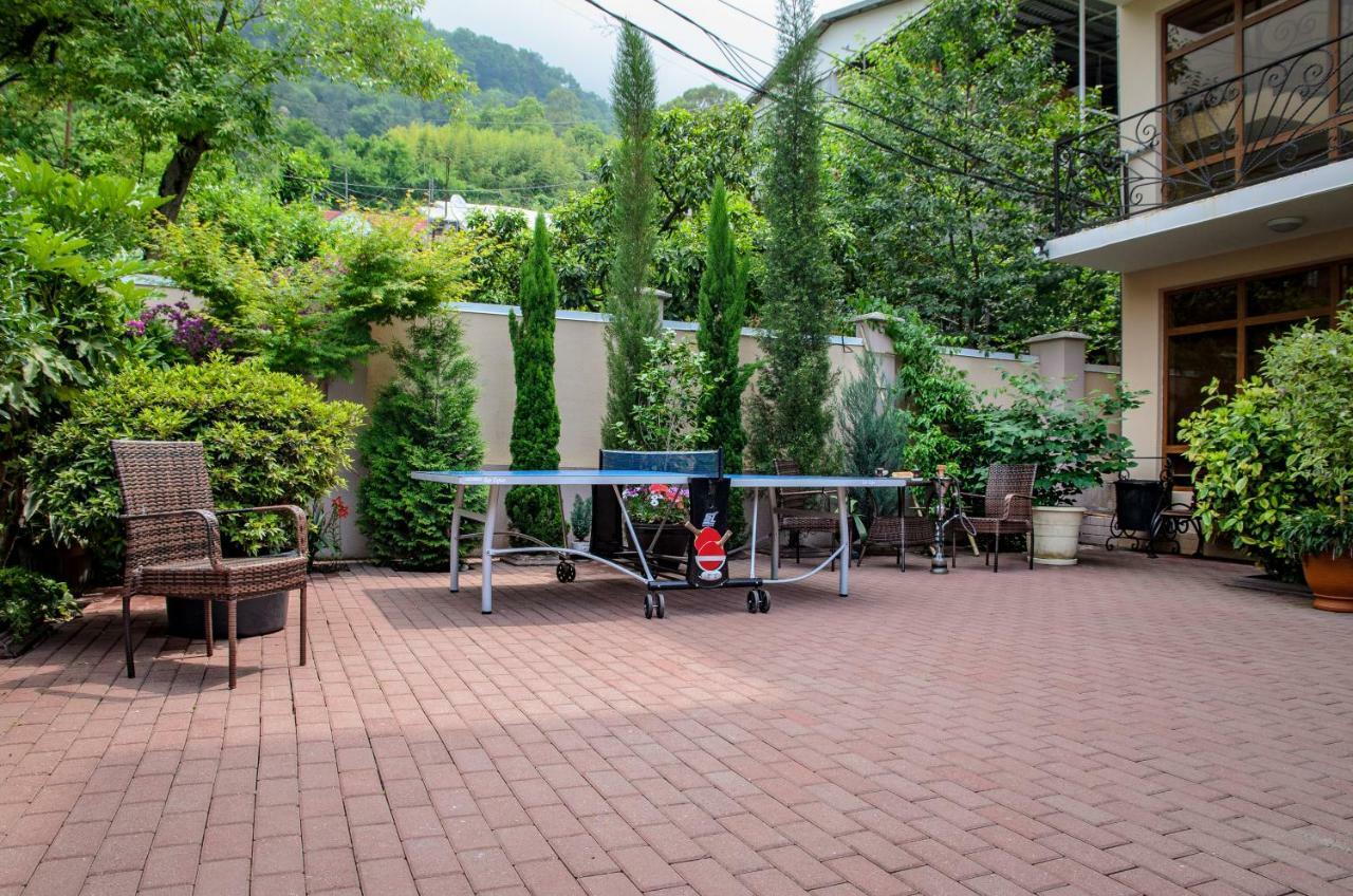 Arda Hotel Gagra Bagian luar foto