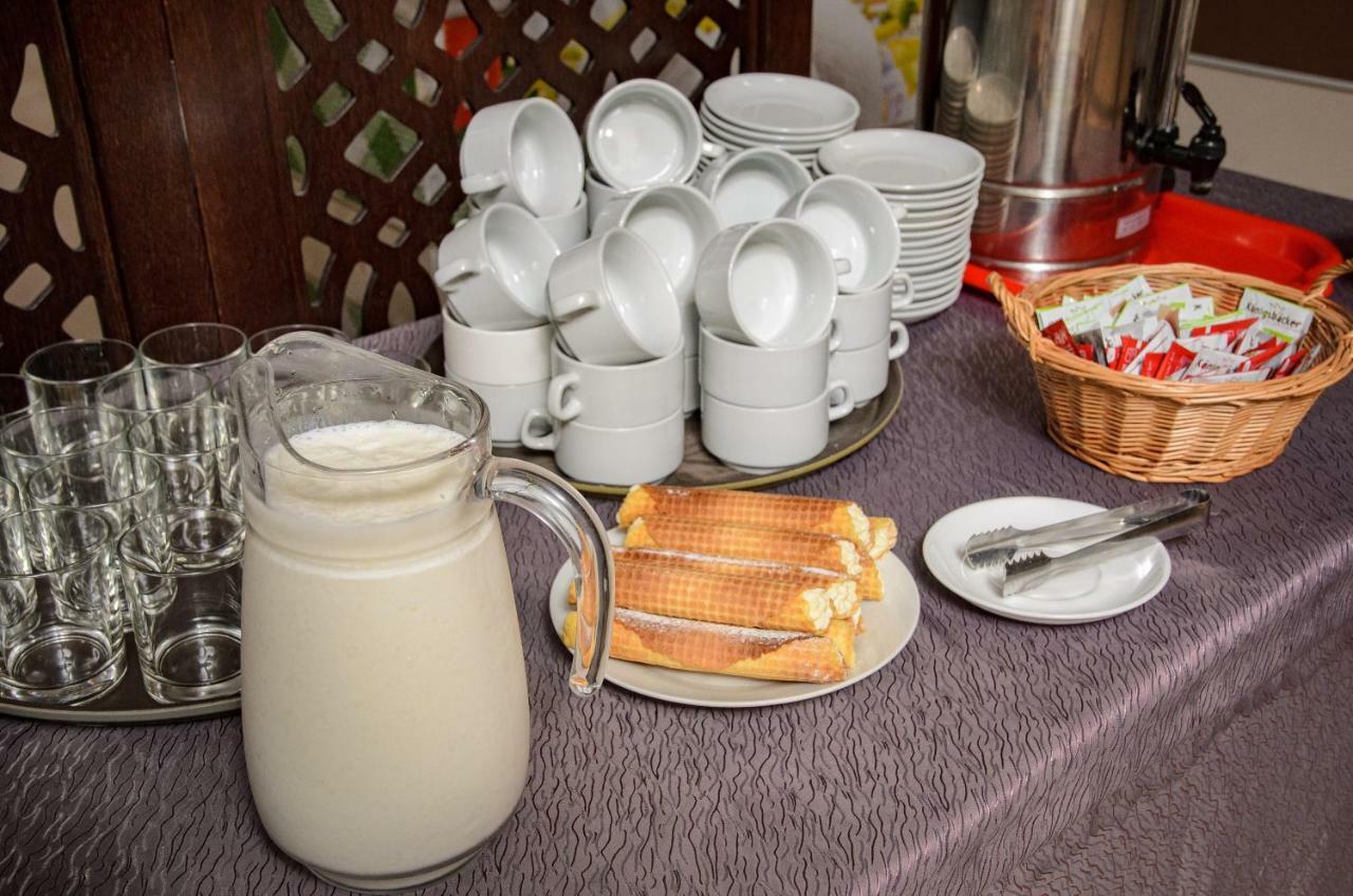 Arda Hotel Gagra Bagian luar foto